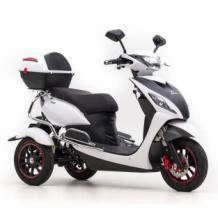 Nipponia-Pride-Scootmobiel- elektrische-driewieler-wit